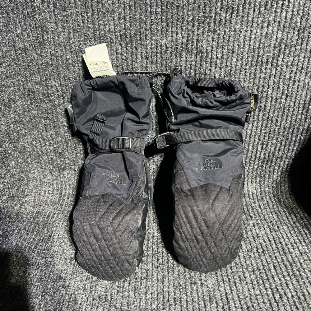 The North Face Mittens Womens XS Black GoreTex Ski Snowboard Winter Gloves